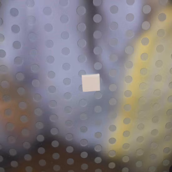 La fabbrica fornisce direttamente il tampone di sughero per la protezione del vetro, il tampone di sughero/vetro, l'imballaggio antiurto e il trasporto